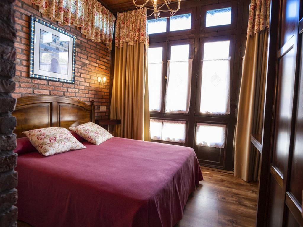 ホテル La Casona De Sobrepiedra エクステリア 写真